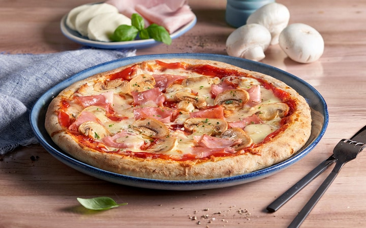Pizza Prosciutto e Funghi (Artikelnummer 01791)