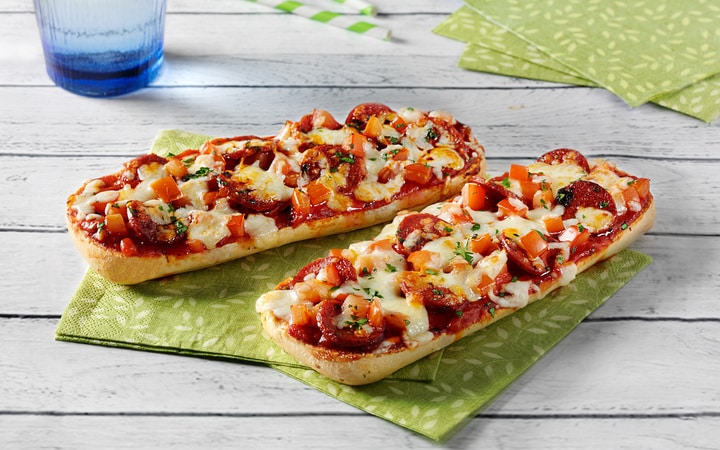 Pizza baguettes salami (Numéro d’article 12135)