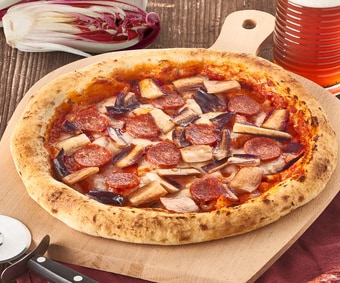 Pizza radicchio e salame (Artikelnummer 17177)