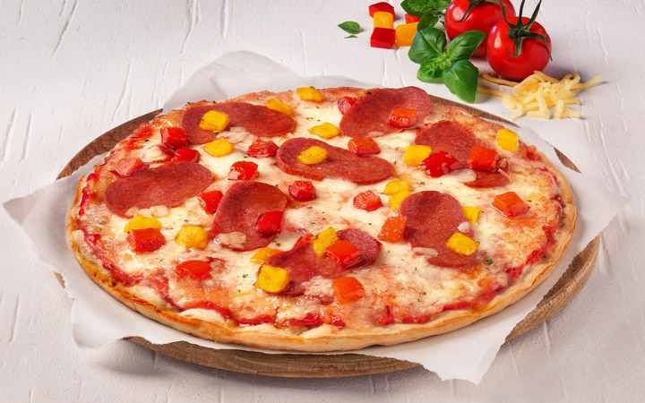 Pizza ‘Soft & Crispy’ pepperoni-paprika (Artikelnummer 10425)